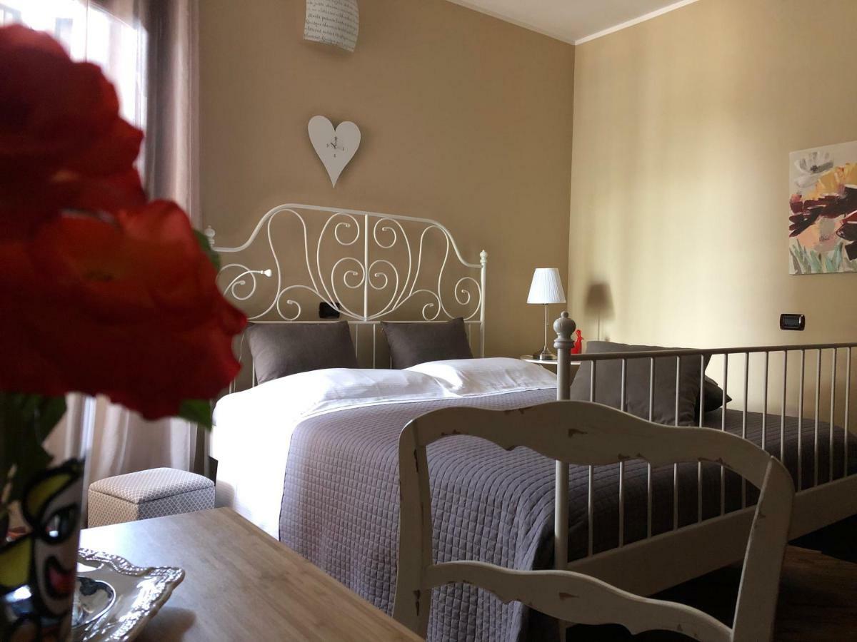 B&B Martina Assemini Luaran gambar